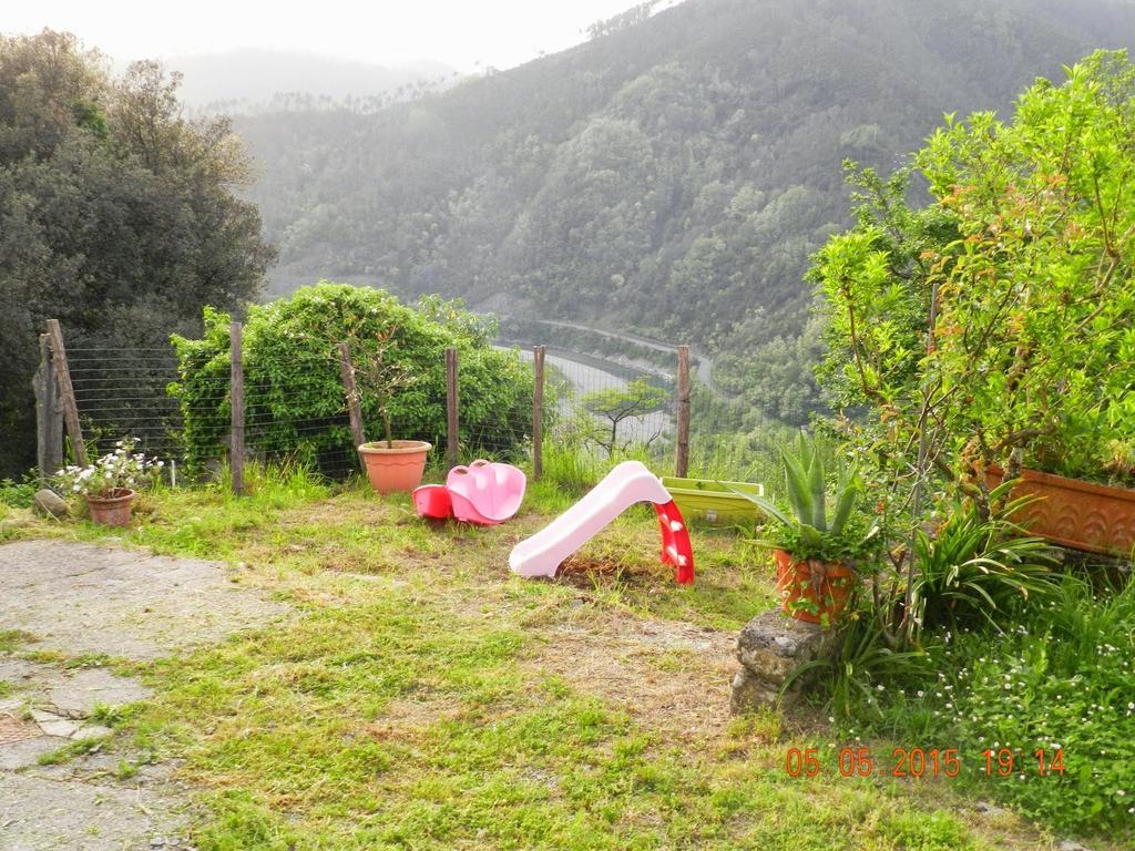 La Quiete Lägenhet Beverino Rum bild